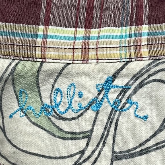 Hollister men's button-down shirt - small - Picture 3 of 4